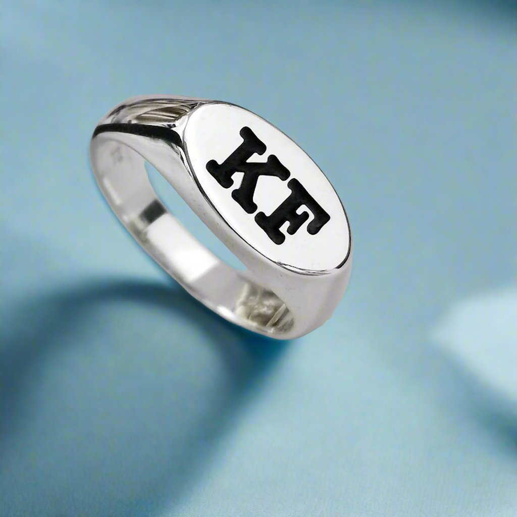 silver signet ring with en