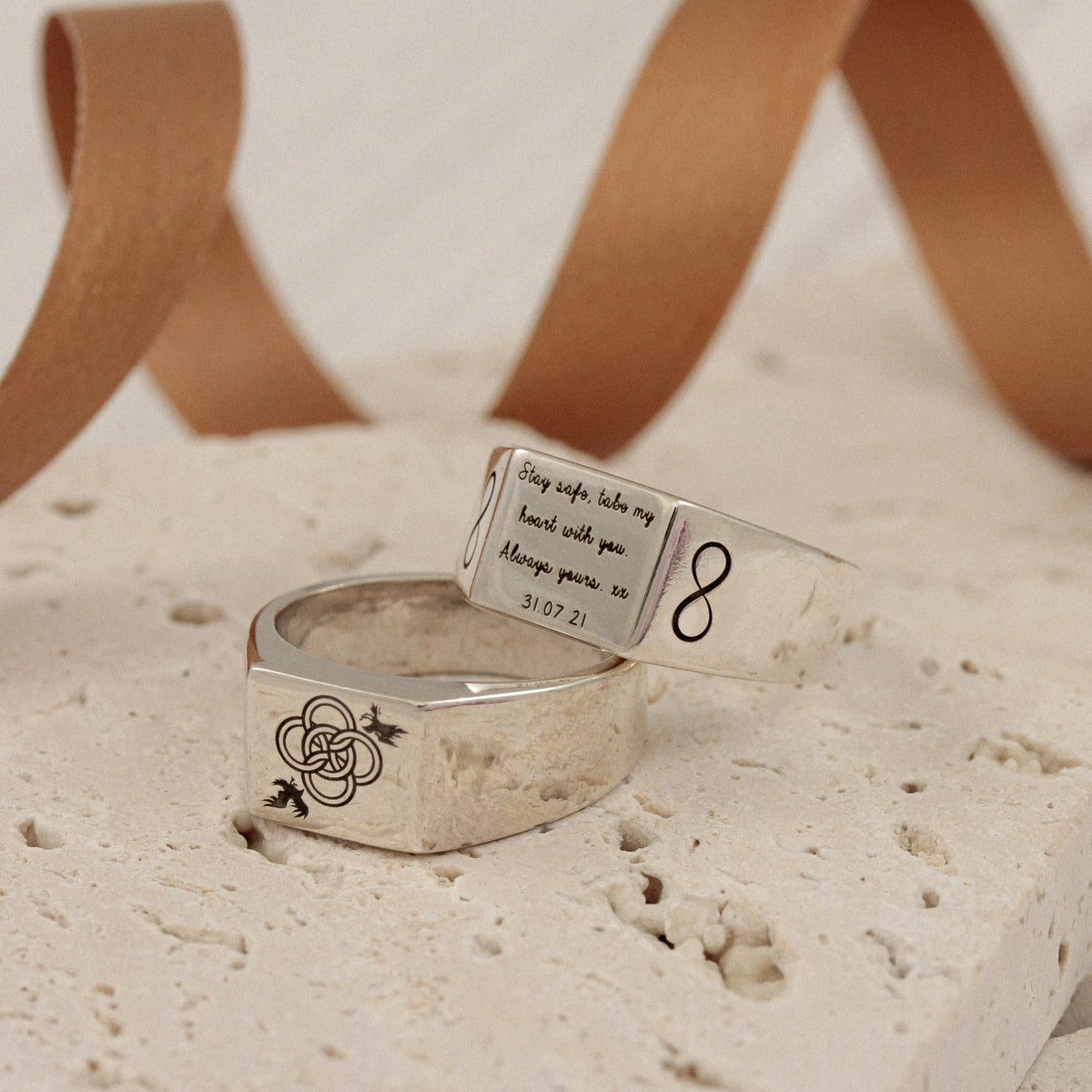 custom sqaure signet ring with writing