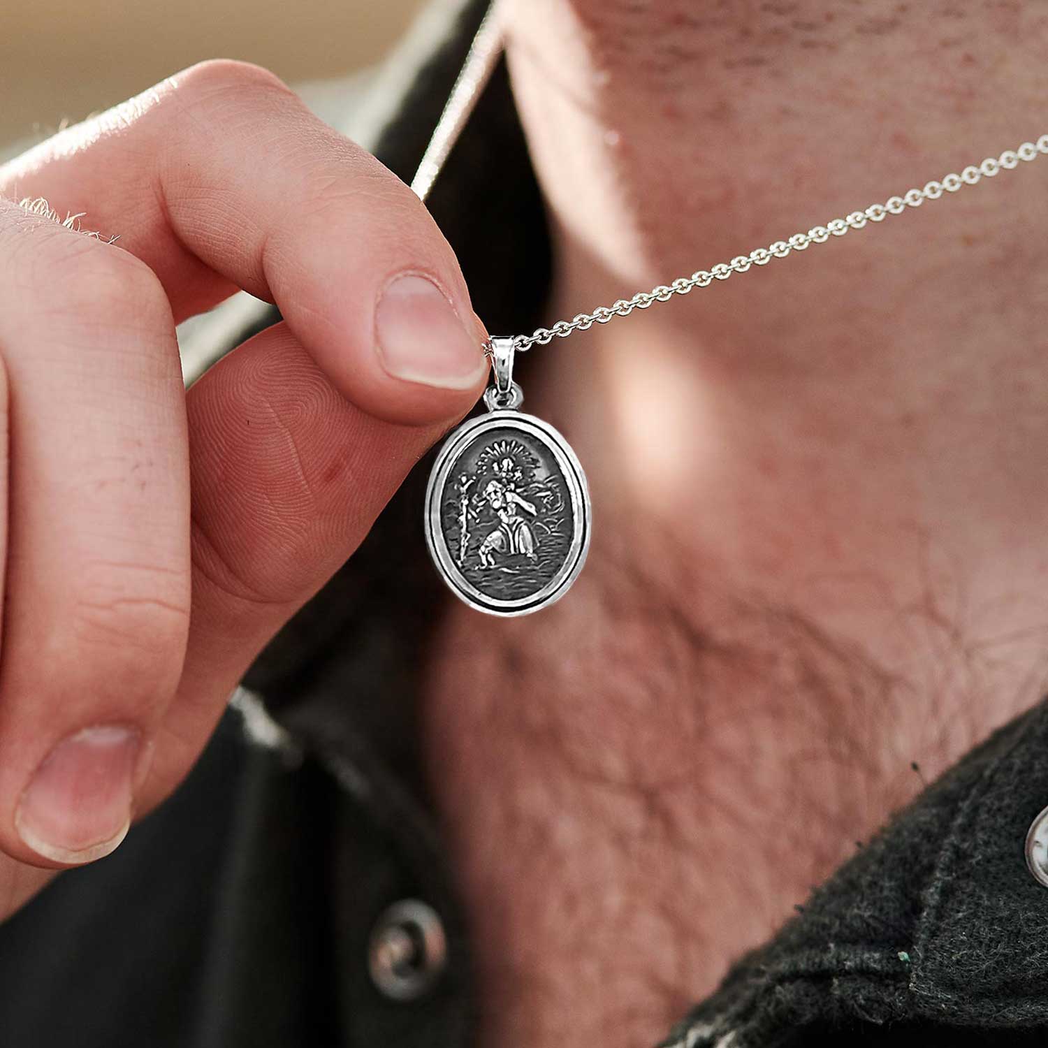Faceted Oval Saint Christopher Personalised Silver Necklace – Off